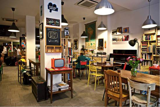 出國旅行 除了酒店還能睡在哪兒？