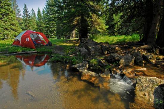 出國旅行 除了酒店還能睡在哪兒？
