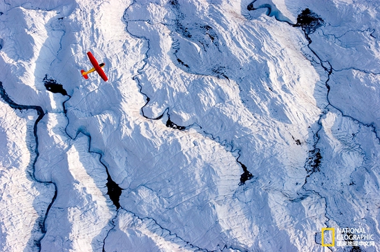 朗格爾-圣埃利亞斯國(guó)家公園保護(hù)區(qū)，阿拉斯加州攝影：Frans Lanting，國(guó)家地理創(chuàng)意版