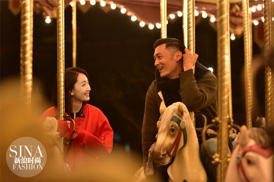 余文樂，周冬雨游園