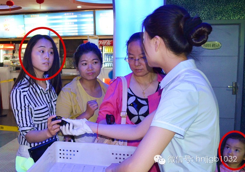 　　看完這部電影，我只有一句話要對(duì)復(fù)仇者們說(shuō)：你們耍帥的時(shí)候考慮過(guò)我們普通老百姓的感受嗎??？