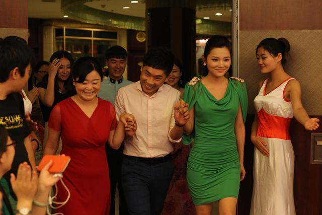 文靜、丁磊、葉子