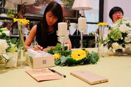 各位“小綠人”也把自己企業(yè)的問題通過卡片的形式，向劉東曉博士請教。