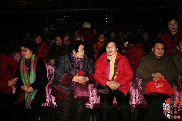 豫劇《朝陽(yáng)溝》銀環(huán)媽扮演者、著名豫劇表演藝術(shù)家楊華瑞，著名豫劇表演藝術(shù)家王素君