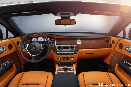 四座敞篷勞斯萊斯曜影將在廣州車(chē)展發(fā)布 四座敞篷勞斯萊斯曜影將在廣州車(chē)展發(fā)布