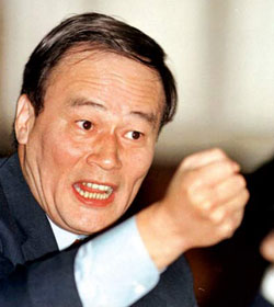 媒體監(jiān)督是正能量 官員應(yīng)以聞過(guò)則喜態(tài)度對(duì)待