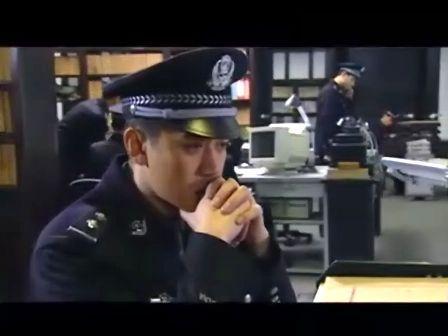 王學(xué)兵在《絕對控制》中扮演緝毒警察薛冰。