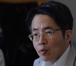 香港明報前總編劉進圖遇襲傷重送醫(yī)警方調查