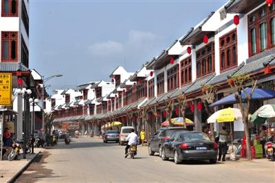 2014年3月16日，海南瓊海市，正在進(jìn)行城鎮(zhèn)化改造的萬泉鎮(zhèn)新貌。圖/CFP