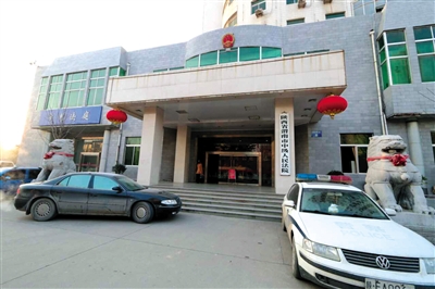 李宏亮在被違規(guī)辦理了監(jiān)外執(zhí)行后，再犯命案。