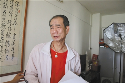 嫖娼事件后，區(qū)少坤向記者訴說委屈，他說：“這是一個(gè)圈套”。李根 攝