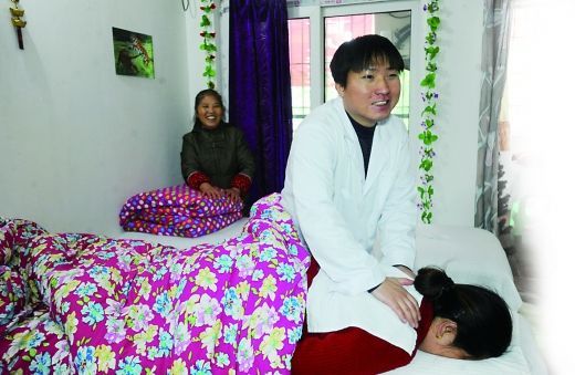 從失明絕望到振作開店，盲小伙陳冬經(jīng)歷重生