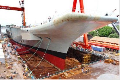 資料圖：印度首艘國產(chǎn)航母“維克蘭特”號。