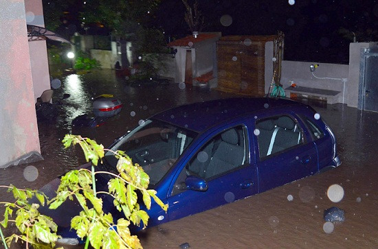 奧爾比亞市部分地區(qū)的水位已經(jīng)升至3米。