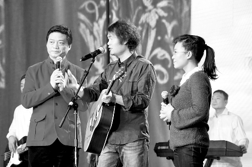 小崔主持晚會 小崔主持晚會