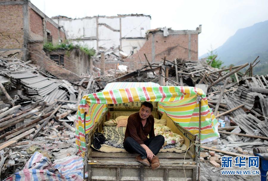 直擊震區(qū)：生活，依然在繼續(xù)