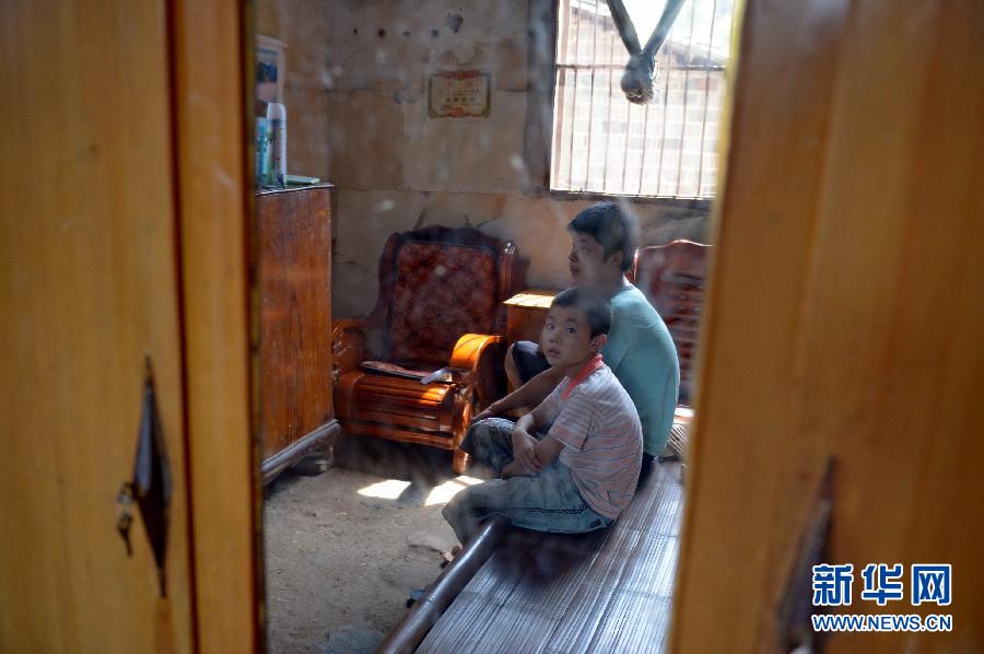 農(nóng)場棚戶區(qū)的最后留守家庭：留下的是回憶，迎來的是幸福