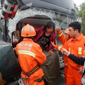 內蒙古通遼三車相撞