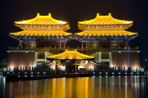 領(lǐng)略北宋的盛世繁榮 開封清明上河園 領(lǐng)略北宋的盛世繁榮 開封清明上河園