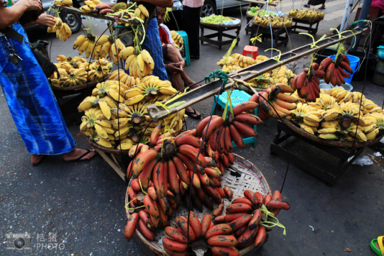 緬甸，繽紛的街邊平民小吃