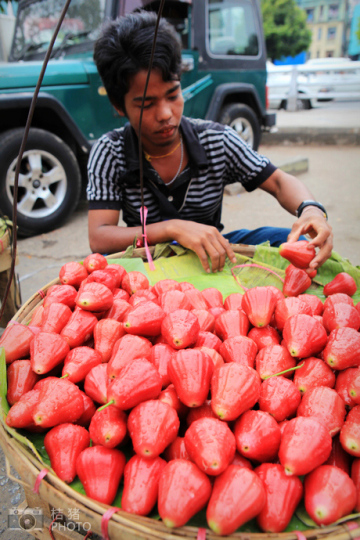 緬甸，繽紛的街邊平民小吃