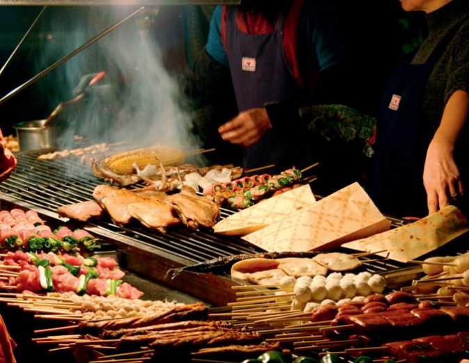 廟不離市、市不離廟的臺(tái)灣小吃