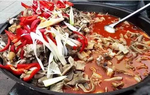 新疆奇葩”黑暗料理“ 你吃過嘛？