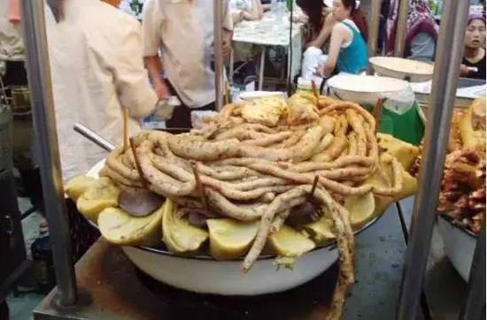 新疆奇葩”黑暗料理“ 你吃過嘛？