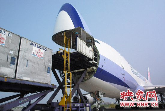 中華航空將新增臺北桃園-南京-鄭州貨運航線，航線采用B747-400F全貨機飛航