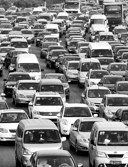 新規(guī)出臺，讓車主有了用車保障。