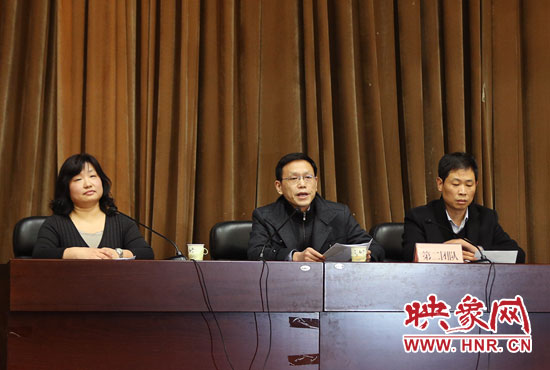 第二組競聘團隊，胡士才（中）朱金星（右）趙瑞瑩（左）。