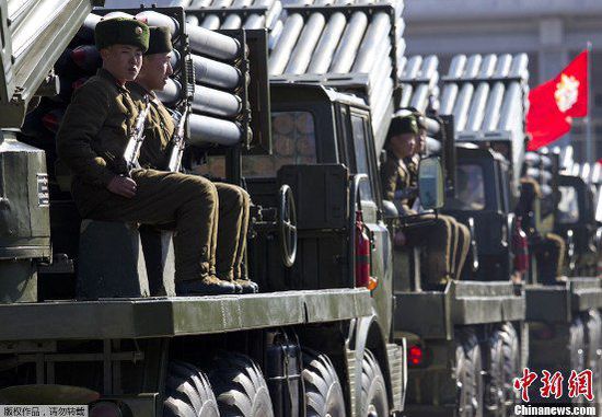 （10日凌晨發(fā)）朝鮮迎勞動(dòng)黨建黨70周年將閱兵游行隆重慶祝（共三圖，請(qǐng)大夜幫改為文中插圖謝謝）