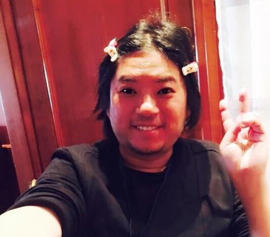 沒(méi)有自拍就沒(méi)有傷害。