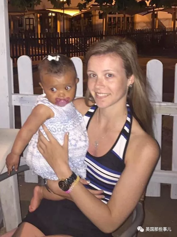 體型沒變生理期也正常 單身美女半夜忽然生了個(gè)娃 體型沒變生理期也正常 單身美女半夜忽然生了個(gè)娃