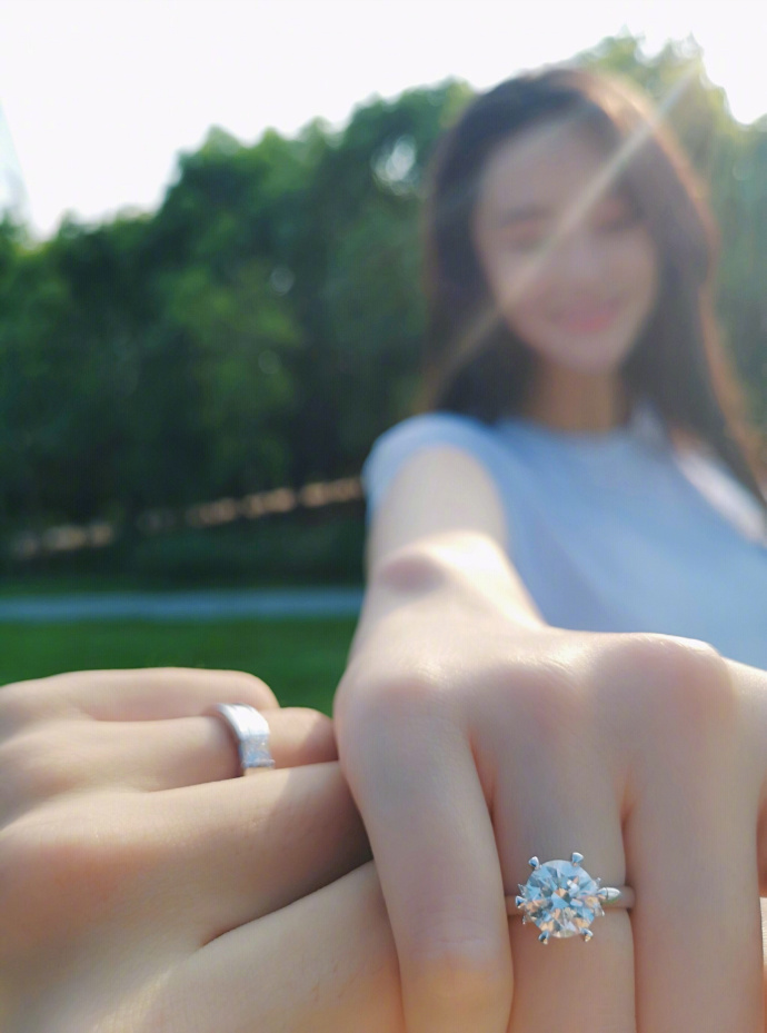 張馨予的婚紗成了淘寶爆款，知道價格后讓人大跌眼鏡！