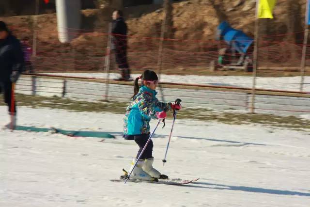 這幾個(gè)帥氣的姿勢(shì)，真的像專業(yè)級(jí)選手了呢