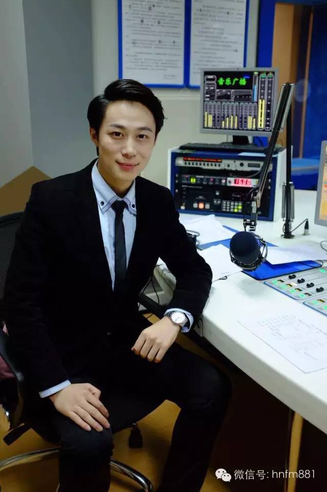 以及我們881的小鮮肉 — 思嘉??！