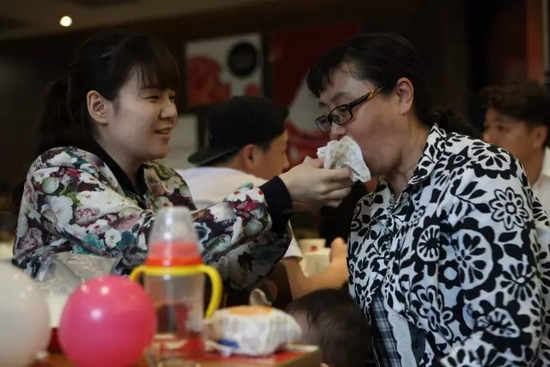 有了女兒后，我更能體會(huì)當(dāng)媽的辛苦與付出，謝謝你媽媽