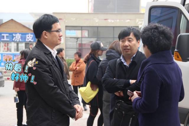 大BOSS徐紅曉總監(jiān)坐鎮(zhèn)，多方協(xié)調(diào)，HOLD住全場！