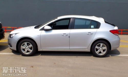 兩廂版科魯茲 兩廂版科魯茲