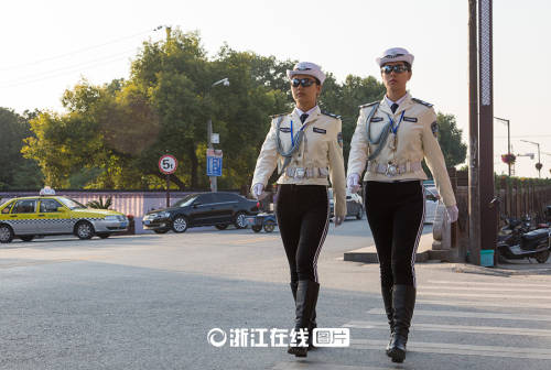 美得心醉 白衣女警保駕世界互聯網大會 美得心醉 白衣女警保駕世界互聯網大會