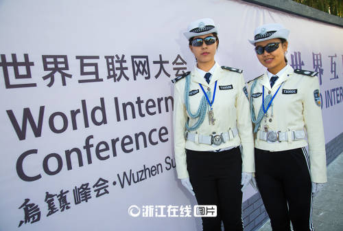 美得心醉 白衣女警保駕世界互聯網大會 美得心醉 白衣女警保駕世界互聯網大會