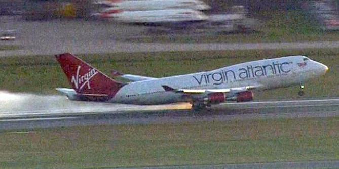 維珍航空飛拉斯維加斯航班緊急迫降 維珍航空飛拉斯維加斯航班緊急迫降