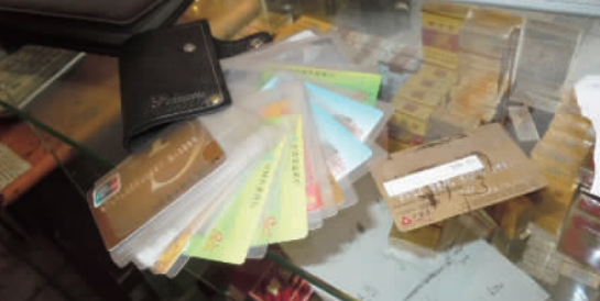 安陽(yáng)一煙酒店三年套現(xiàn)4000萬(wàn) 店主稱"幫人救急"是好事