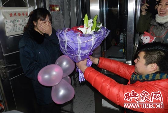 “嫁給我吧，我要愛你一生！”