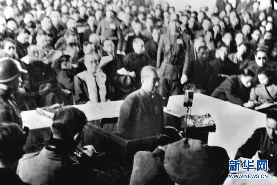 這是抗日戰(zhàn)爭勝利后，制造南京大屠殺的主要罪犯、日軍第6師團師團長谷壽夫被押上審判臺并被處死刑。