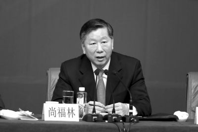 銀監(jiān)會(huì)主席尚福林。記者王海欣攝