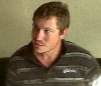 這是4月25日在印度尼西亞巴厘島拍攝的企圖硬闖客機(jī)駕駛艙的醉酒乘客馬特·克里斯托弗。