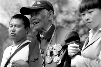 中國(guó)遠(yuǎn)征軍老兵來(lái)參加活動(dòng)。