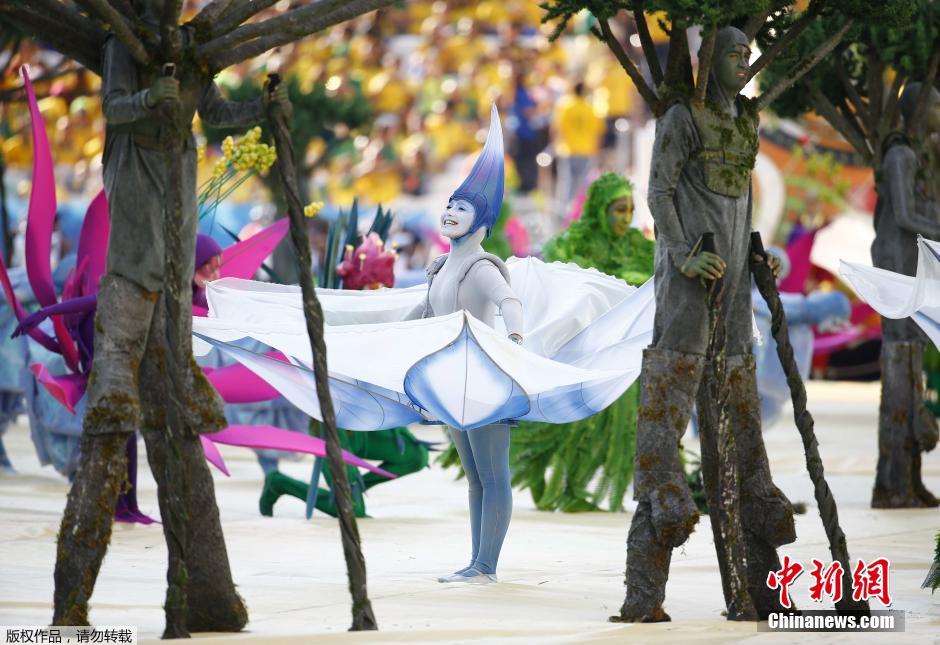 北京時間6月13日凌晨2時，巴西世界杯正式拉開帷幕。